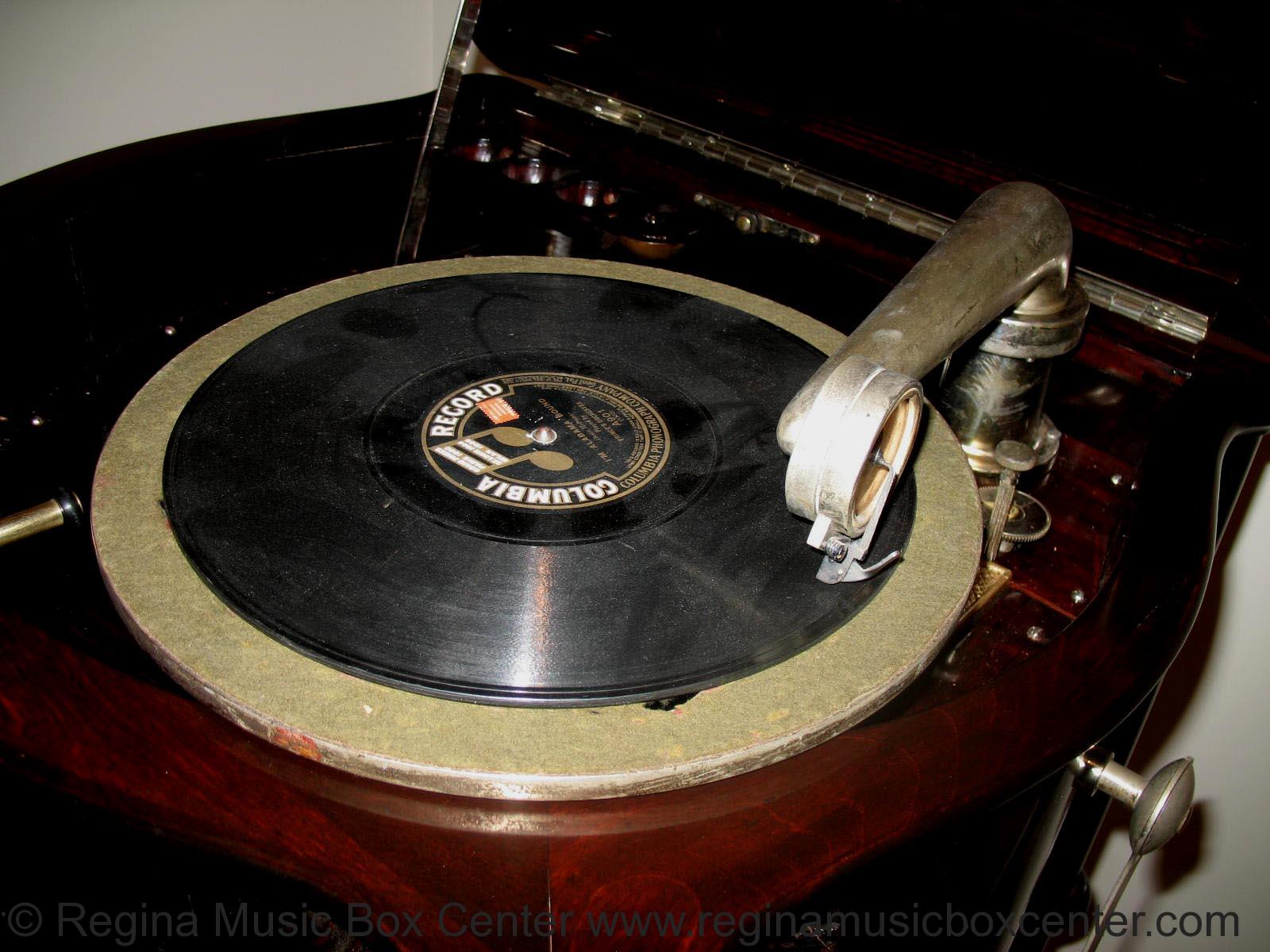 Regina Music Box Center: REGINAPHONE STYLE 240 COLUMBIA